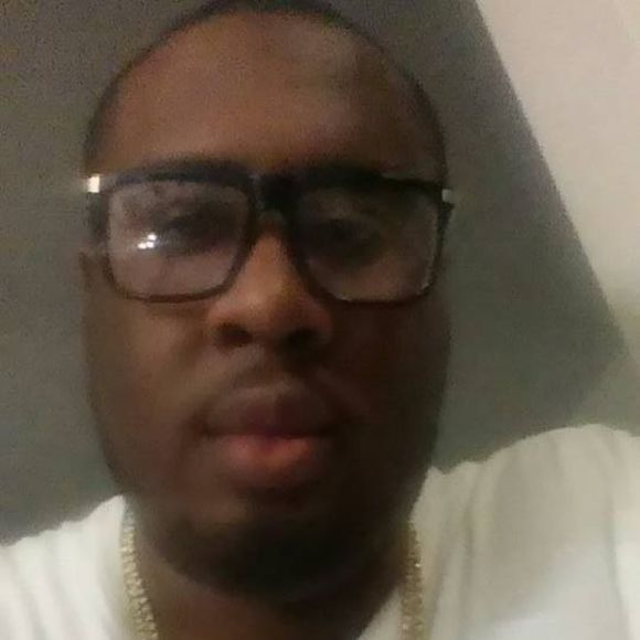 Meet your Posher, Cameron - Picture 1 of 1